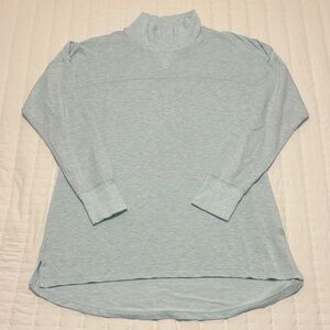 L.L. Bean Women's Softflex Mockneck Pullover Sweatshirt Blue Sz Large Thumbholes